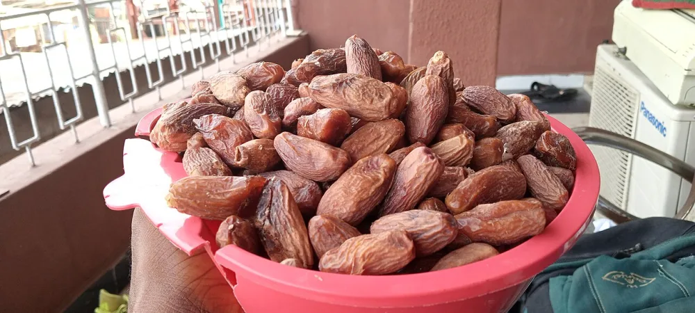 Kurma untuk Ibu Hamil: Manfaat, Bukti Penelitian, dan Aturan Konsumsi
